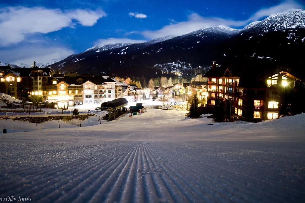 **** Lejlighedshotel First Tracks Lodge Whistler Canada