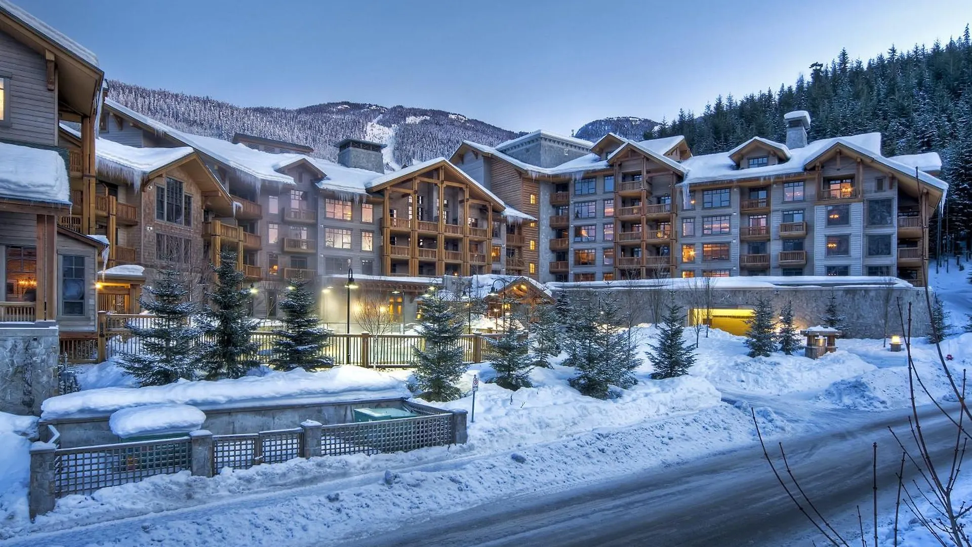**** Appart hôtel First Tracks Lodge Whistler Canada
